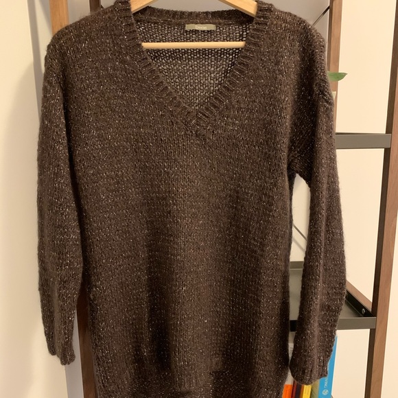 (Bundle Deal ⭐️: 2 for 40$) Italian Brand sweater - Picture 3 of 5